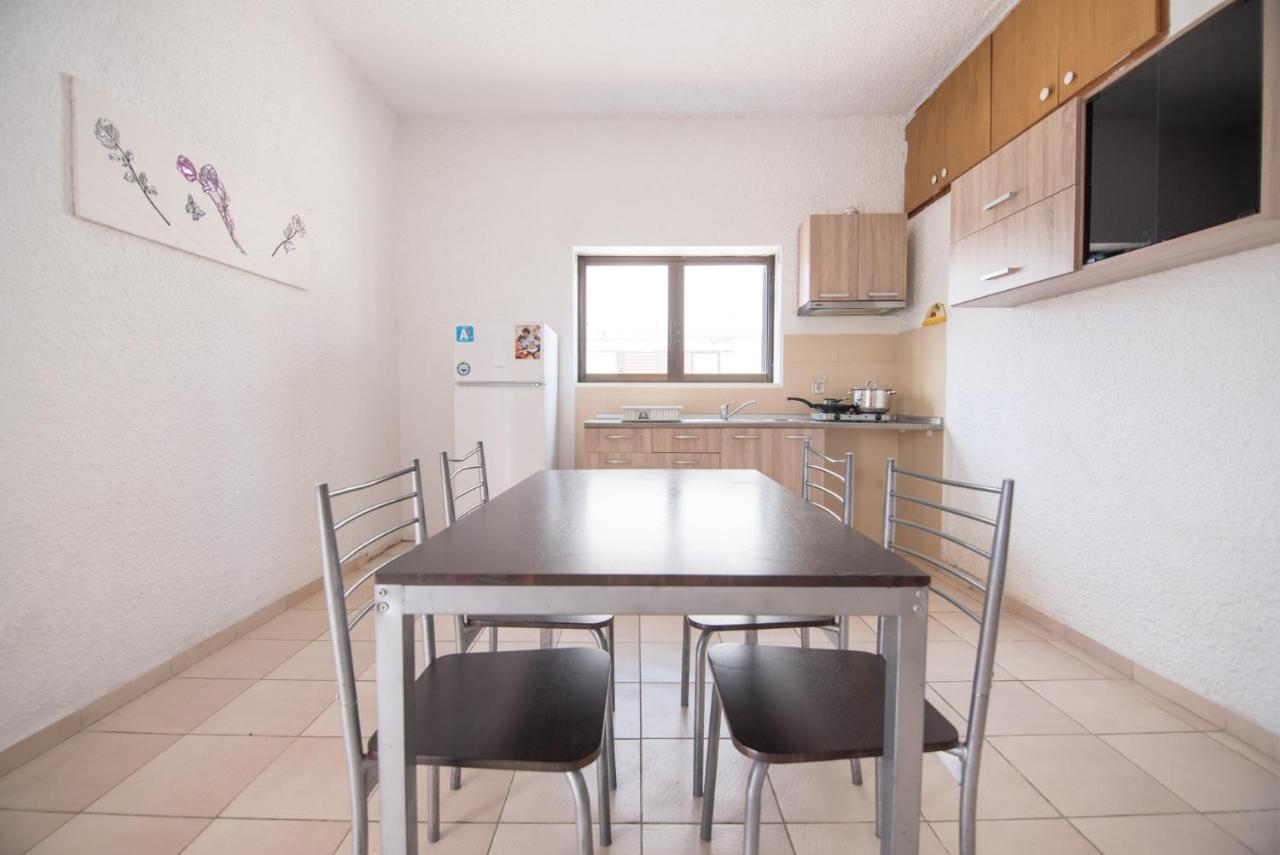George'S Apartments Skála Foúrkas 外观 照片