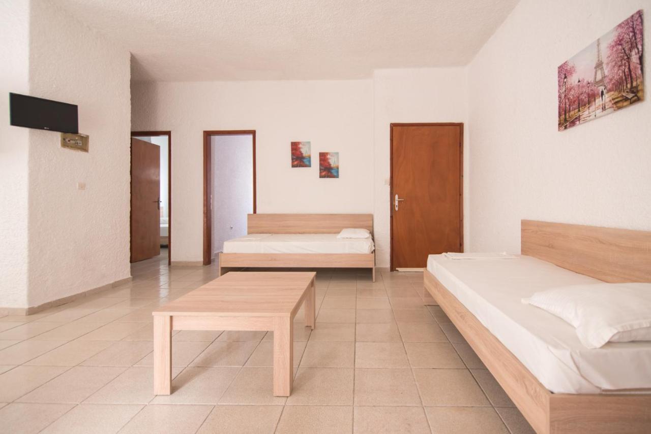 George'S Apartments Skála Foúrkas 外观 照片